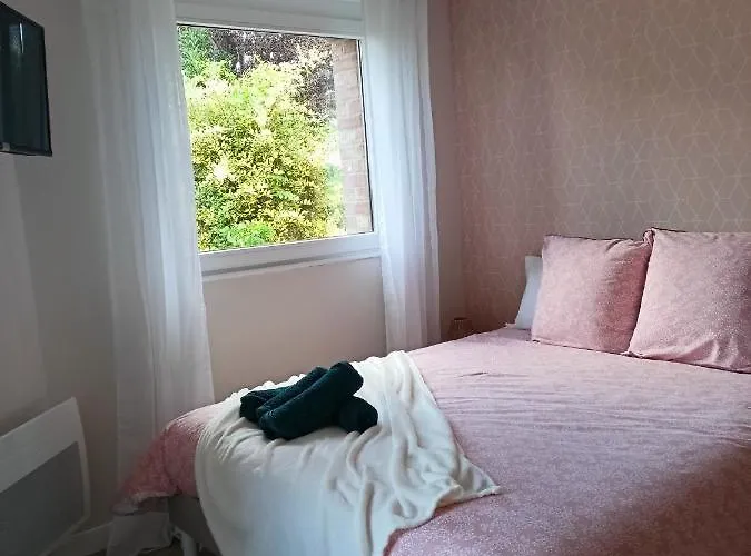 Les Du Galant Rez De Jardin 3*